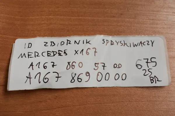Spolarbehållare OEM A1678605700 för Mercedes X167 image 5
