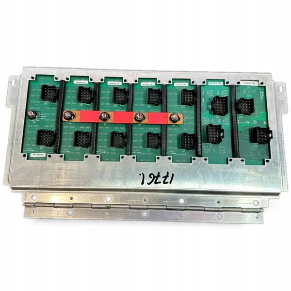 Caixa de fusíveis Volvo OEM 22217259 - Estado usado image 3