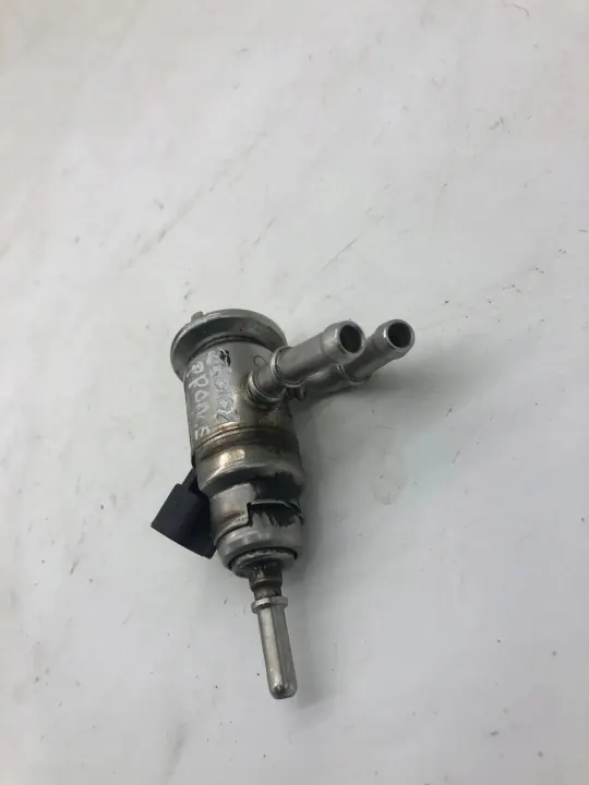 Injector AdBlue OEM 9842811780 para Toyota Proace II image 3