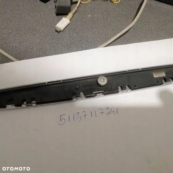 BMW 3 E90 E91 2010 Front Grille Cover image 3