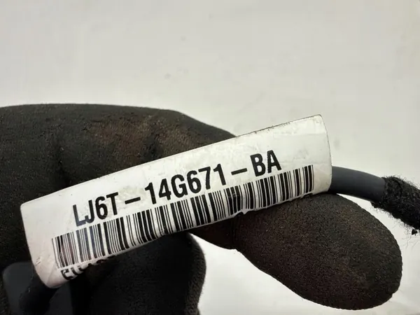 Ford USB-aansluiting OEM LJ6T14G671BA - Gebruikt image 6