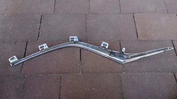OEM BJS7-507K1 Chroomrand Grille Mazda 3 BM image 4