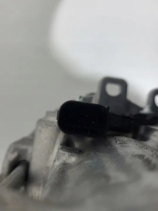 Pompe de servofrein Audi A6 C8 OEM 4K0614105P image 6
