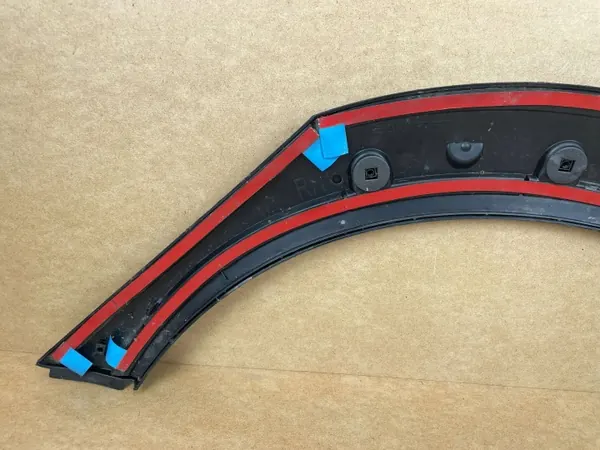 OEM 8K9853818A Baguette Pare-Boue Droit Arrière Audi A4 B8 image 8
