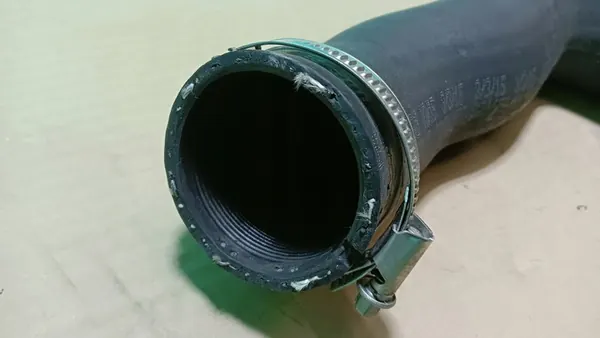 Tubería de intercooler VW Skoda Rapid 1.6 TDI Audi image 3