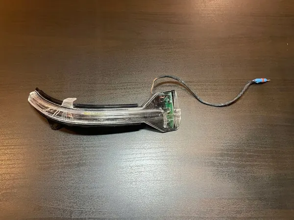 Indicador de Espelho Direito BMW F02 F06 F07 F10 F12 OEM image 2