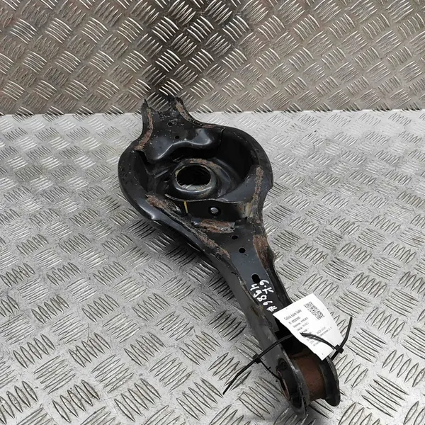 Mazda CX-5 II 2021 Vänster Bakre Övre Kontrollarm image 4