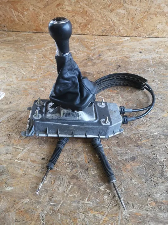 Audi A1 8X Manchon Levier Vitesse OEM 6C0711049 image 2