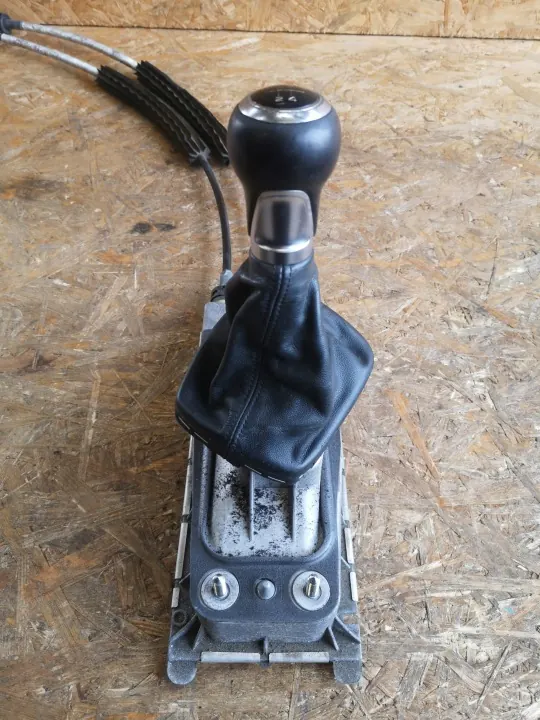 Audi A1 8X Manchon Levier Vitesse OEM 6C0711049 image 5