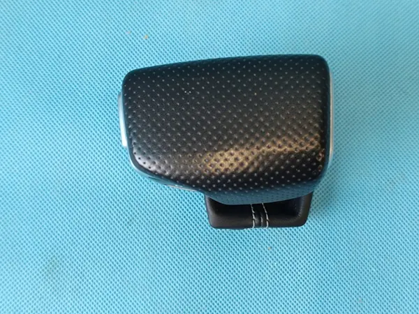 Pomo Audi Q5 II OEM 80B713139C - Usado image 4