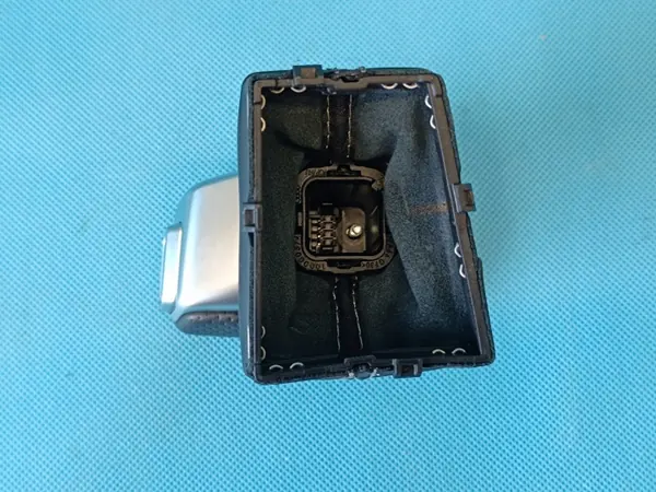 Pomo Audi Q5 II OEM 80B713139C - Usado image 8