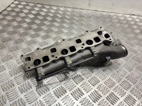 Begagnad insugsgrenrör OEM A6422000215 för Mercedes-Benz image 4