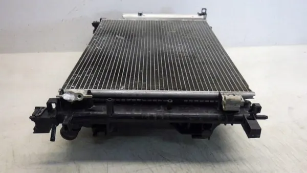 Gebrauchter AC-Kondensator OEM 921006843R für Renault Captur image 5