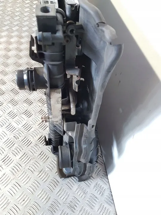 Volvo OE 31368082 Radiador de refrigeración del motor image 6