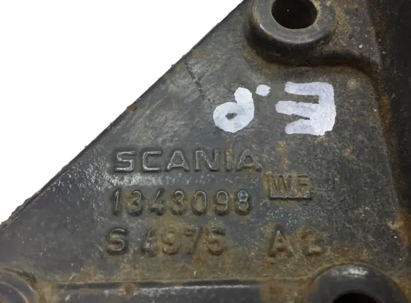 Scania Ohjaamon kiinnike OEM 1343098 - Oikea etu image 5