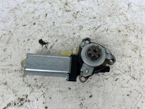 Tesla Model X Sätemotor AG127349 - Begagnad image 4