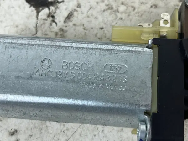 Tesla Model X Sätemotor AG127349 - Begagnad image 6