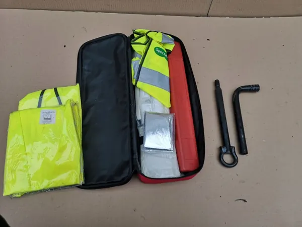 RENAULT SCENIC III LIFT 12-17 Driehoek EHBO Set Veiligheidsvest Set image 3