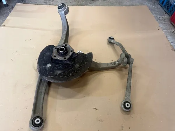 Audi A6 C8 oikea etunivela OEM 4K0407242D image 5