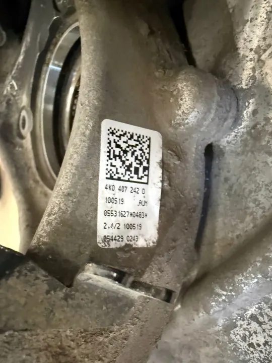 Audi A6 C8 oikea etunivela OEM 4K0407242D image 8