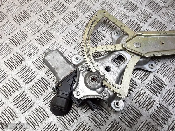 Toyota fönsterregulator OEM 8572052110 - Begagnad image 5