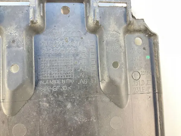 2012 Volkswagen Touareg II Gearbox Shield 7L8825231A image 3