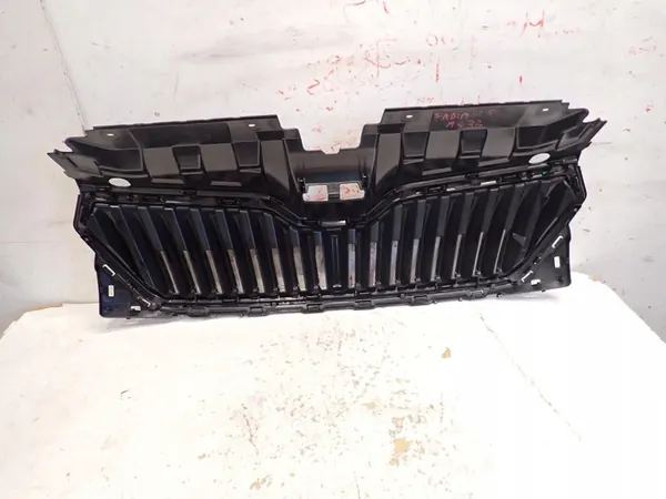 SKODA FABIA III LIFT 2018 Front Grille 6V0853653C image 4