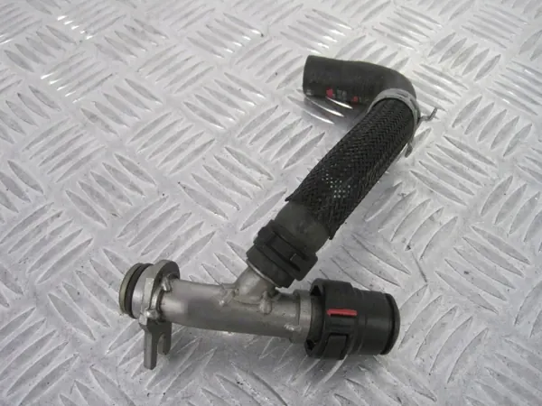 Cilinderkop pijp Land Rover OEM J6P3-6W602-AE image 2