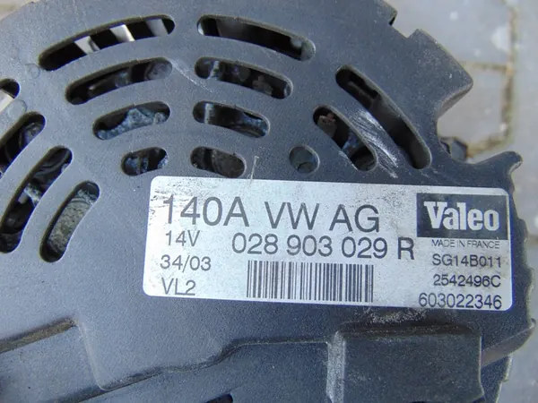 Vaihtovirtageneraattori Audi A6 C5 Lift 1.9TDI OEM 028903029R image 3