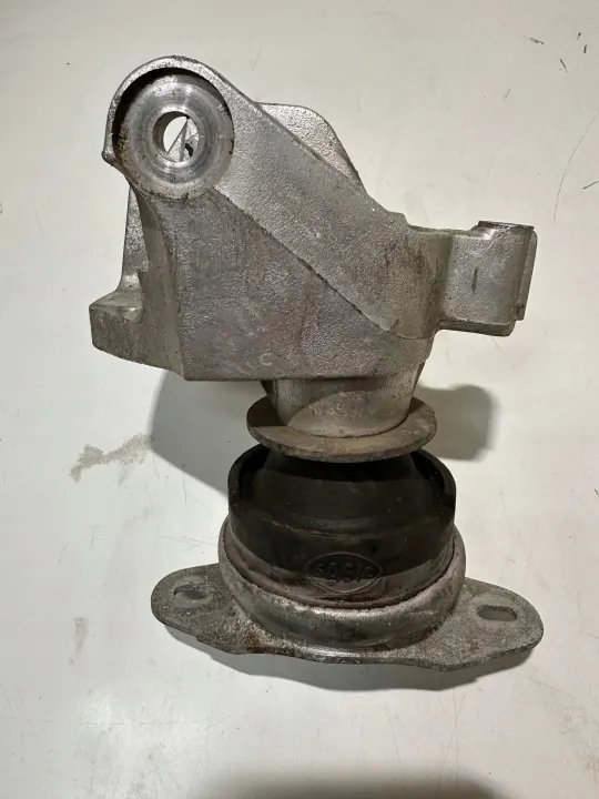 Support moteur OEM 1844.93 pour Peugeot 407 Citroen C5 image 3