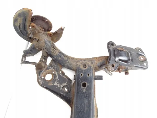 OEM 5Q0501049R Bakaxelbalk - Begagnad image 6