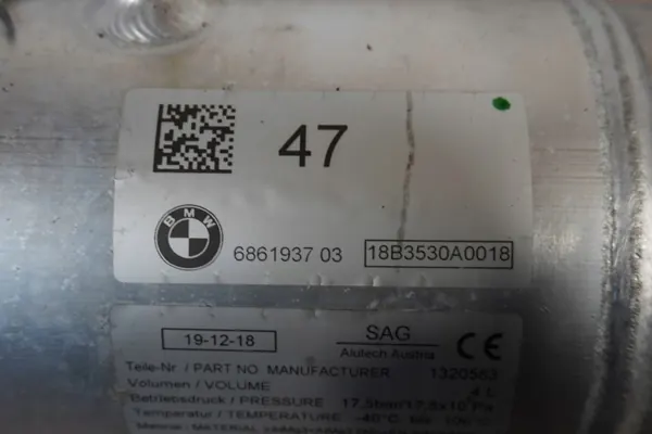 BMW Ilmasäiliö OEM 6861937 G11 G12-malleihin image 3