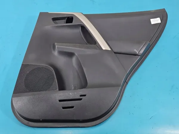 OEM 67721-X1B08 Rechter Achterdeurbekleding Toyota RAV4 image 2