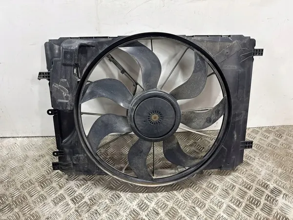 Radiateurventilator Infiniti QX30 A2465000064 image 4