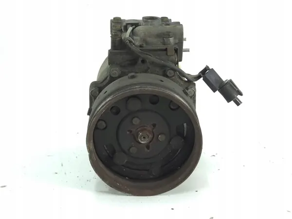 Mitsubishi Colt V 1.3 Airco Compressor AKC201A203A image 3