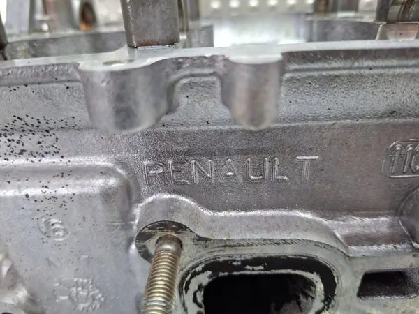 Motorcylinderhuvud OEM 110425271R - Renault image 3