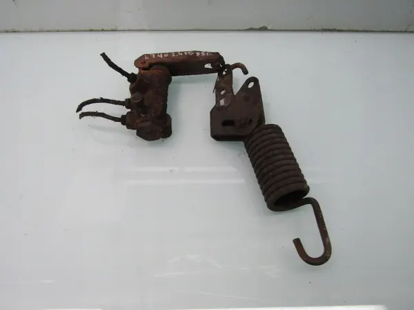 Corretor de força de travão VW LT 40 95R 2.4 TD OEM image 2