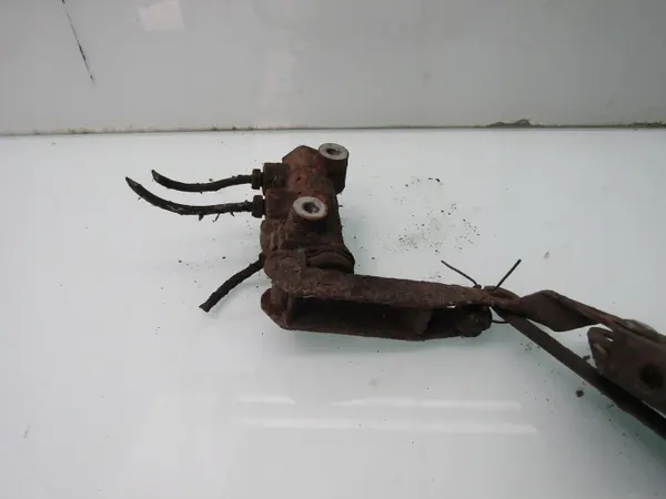 Corretor de força de travão VW LT 40 95R 2.4 TD OEM image 5