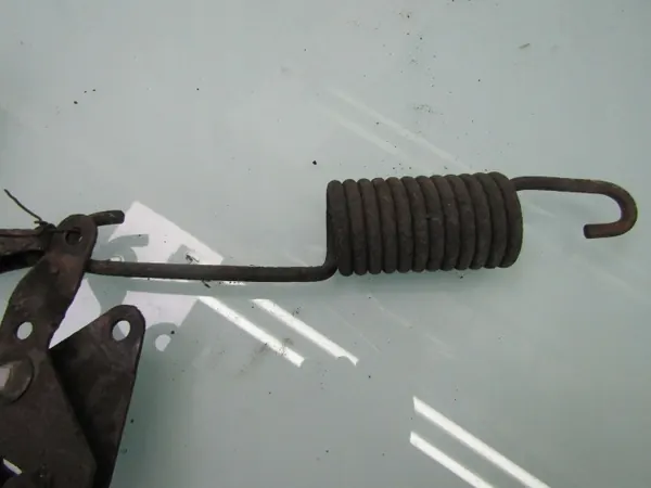 Corretor de força de travão VW LT 40 95R 2.4 TD OEM image 8