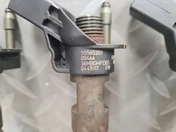 Juego de Inyectores Zafira III C 2.0 CDTI A20DTR 195HP OEM image 2