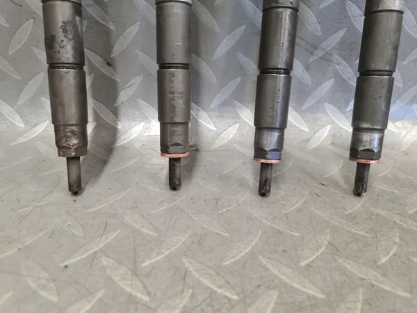 Juego de Inyectores Zafira III C 2.0 CDTI A20DTR 195HP OEM image 3