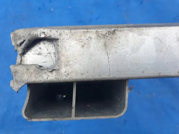 VOLVO S60 V60 Reforço da Viga Frontal image 6