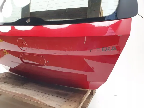 Porta Traseira Skoda Fabia III OEM ACR028 - Vermelha image 5
