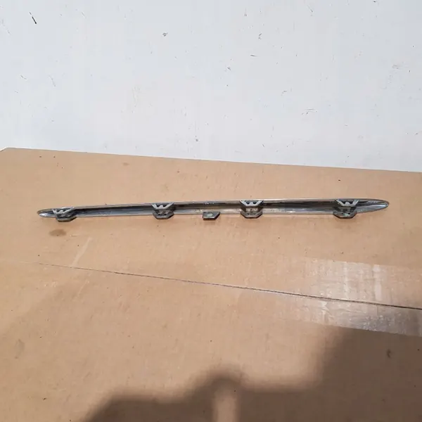 Grille de ventilation avant OEM A1768850521 Mercedes-Benz image 3