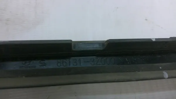 Hyundai OE Framskärmslist 86131-3Z000 image 4