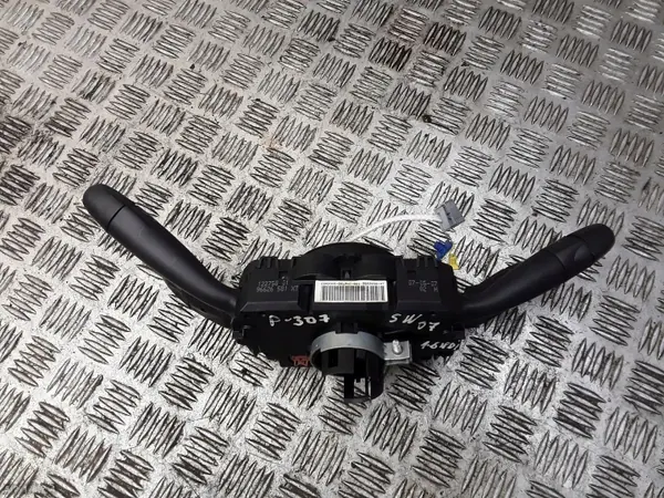 Interruptor Peugeot 307 OEM 96626581xt - Usado image 3