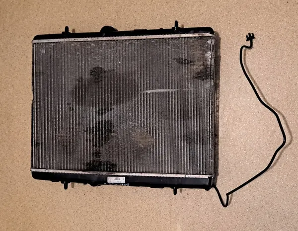 Waterkoeler Citroen C4 II B7 1.6 HDI image 2