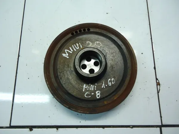 Polia MINI COOPER 1.6D N47C16 - Peça OEM usada image 2