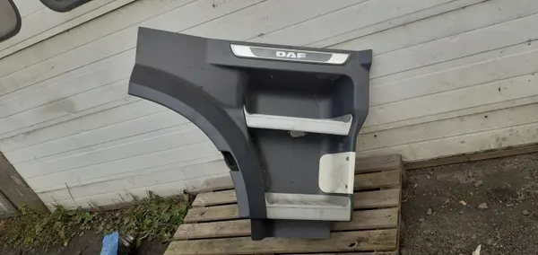 DAF XF 106 Kabinenstufe OEM 1 - Rechte Seite image 2