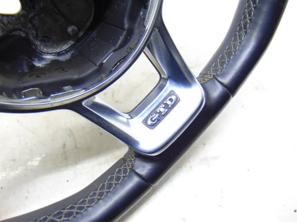Litteä Nahkaohjauspyörä OEM 5G0419091AQ VW Golf VII:lle image 4